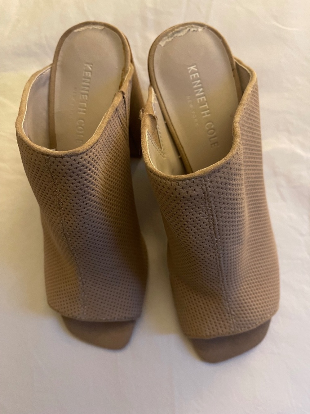 Kenneth Cole New York Tan Slides